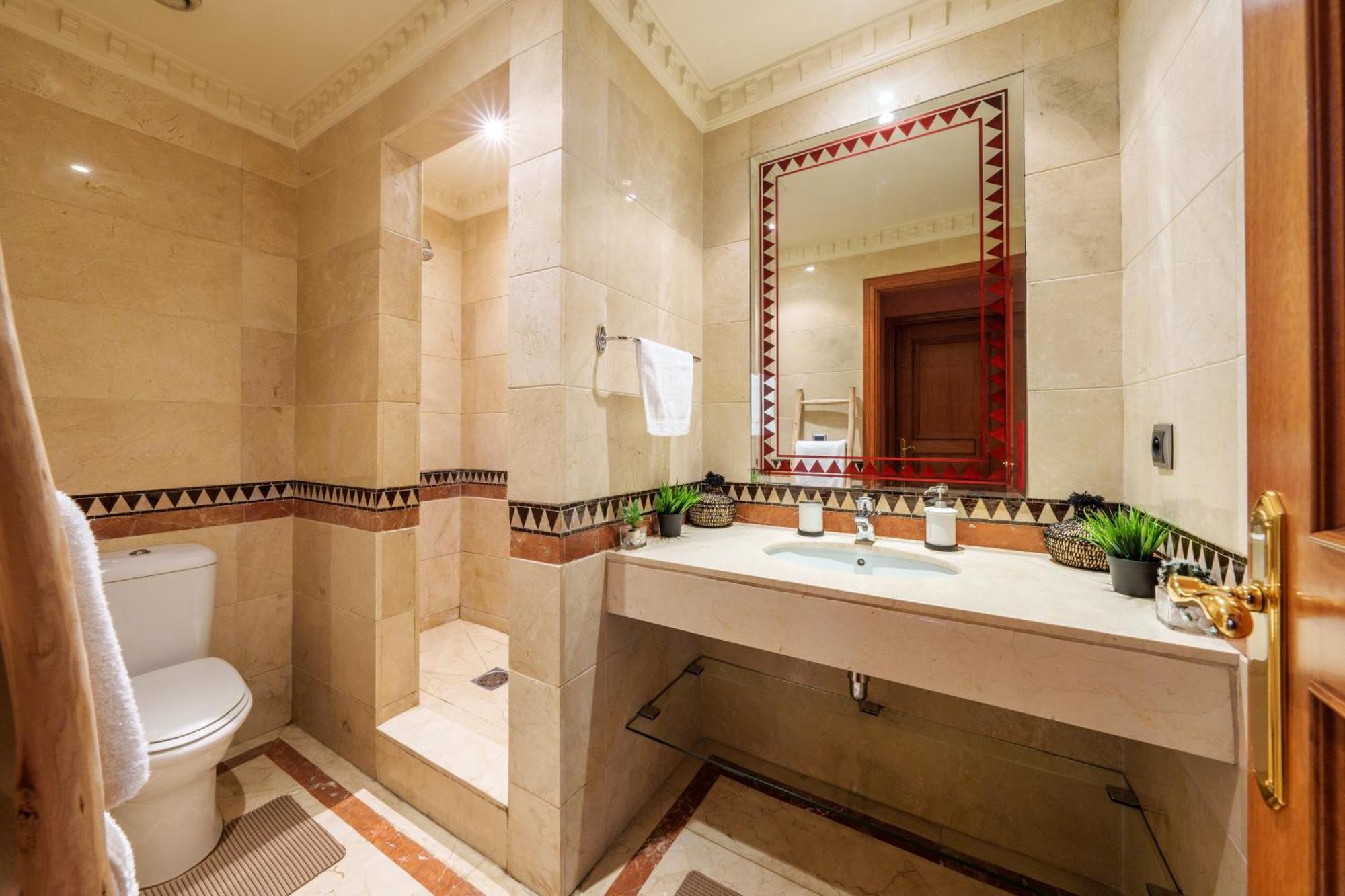 Appartement Chic Gueliz Plaza Avec Vue Marrakesch Exterior foto